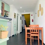 Adabibas *